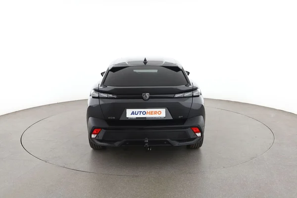 Peugeot 408 (2023) — foto 11 van 16