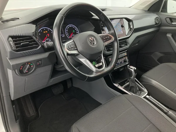 VOLKSWAGEN T-Cross (2020) — foto 35 van 35