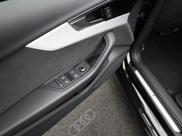 AUDI A4 Avant Dsl (2024) — foto 7 van 24