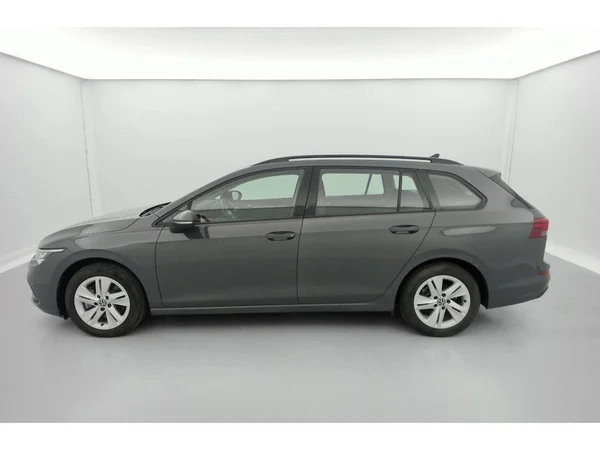 VOLKSWAGEN Golf Variant VIII (2021) — foto 31 van 36