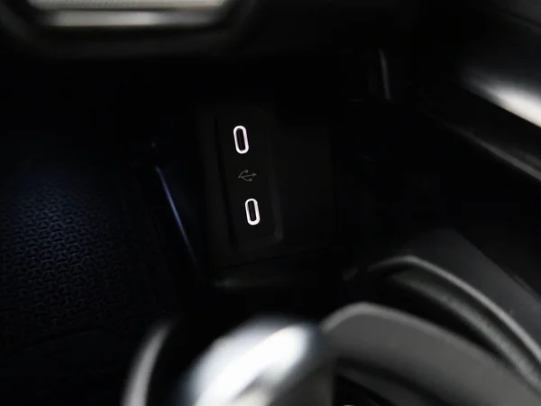 Mercedes-Benz GLC (2025) — foto 18 van 43