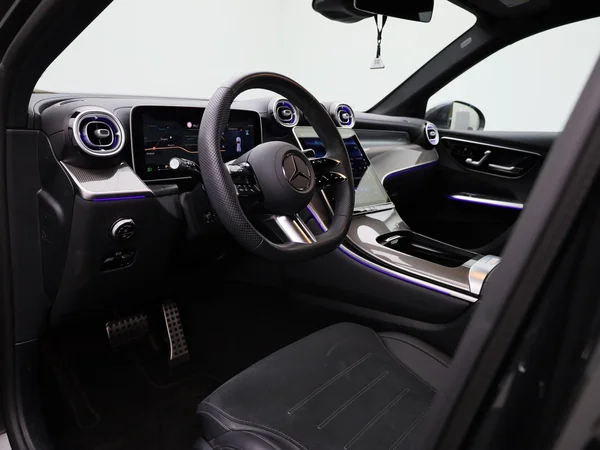 Mercedes-Benz GLC (2025) — foto 31 van 51