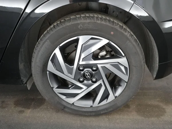 Hyundai i20 (2024) — foto 9 van 21