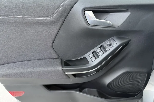 Ford Puma (2021) — foto 9 van 19