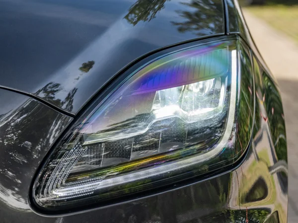 Jaguar E-PACE (2023) — foto 19 van 30
