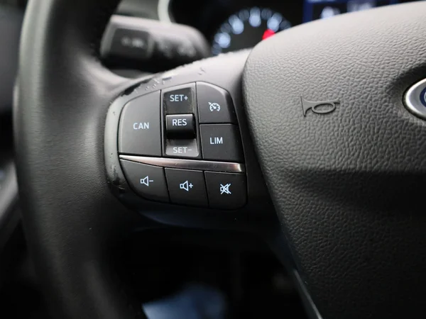 Ford Focus (2021) — foto 9 van 39
