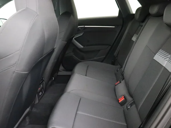 AUDI A3 Sportback (2025) — foto 4 van 18