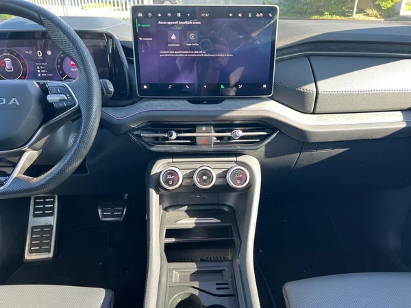 SKODA Kodiaq Dsl (2025) — foto 19 van 19