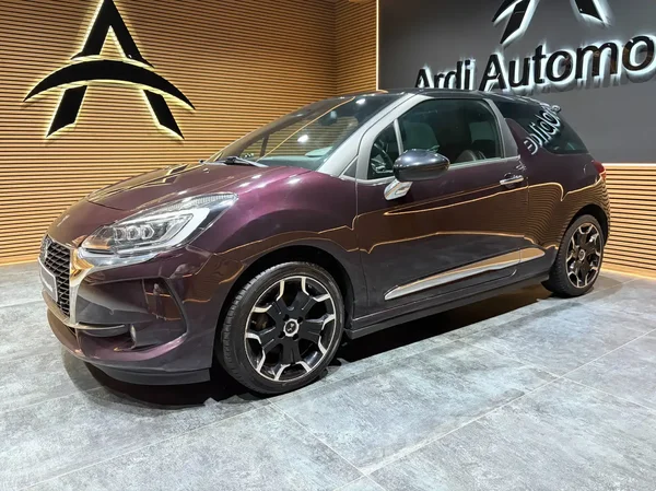 Ds Automobiles (2017) — foto 11 van 22