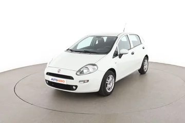 Fiat Punto bfb00418-49d4-4125-96f8-33c6f58c056c