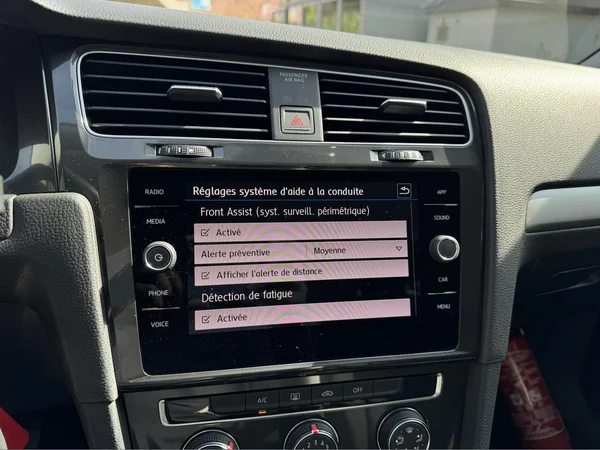 VOLKSWAGEN Golf VII Dsl (2017) — foto 8 van 13