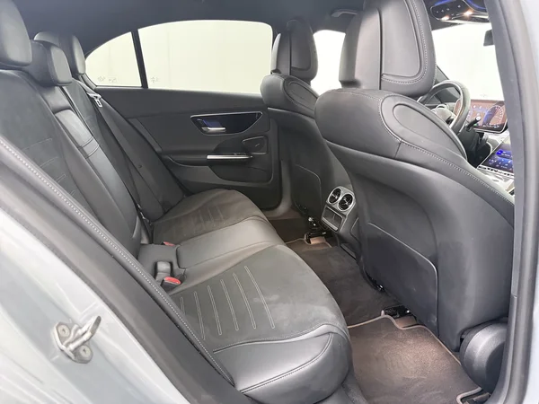 MERCEDES C 300 (2023) — foto 5 van 25