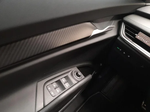 SKODA Enyaq Coupé (2025) — foto 15 van 24