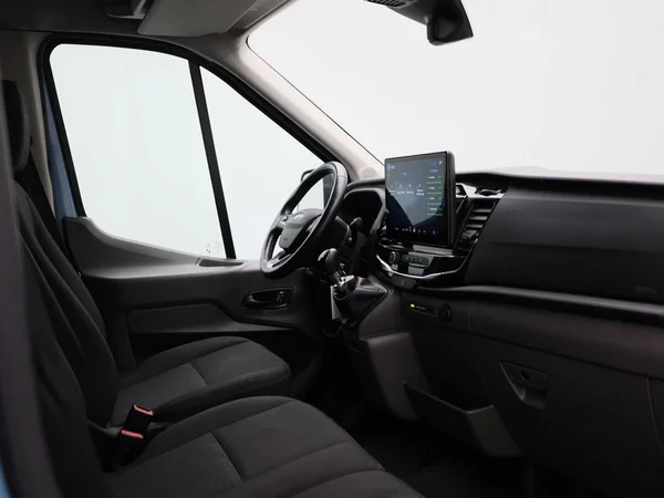 Ford Transit (2023) — foto 28 van 39