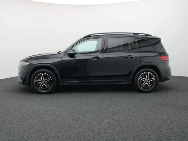 Mercedes-Benz EQB (2025) — foto 23 van 28