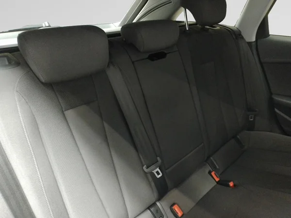 AUDI A4 Avant (2023) — foto 10 van 22