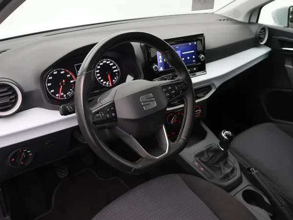 SEAT Ibiza (2022) — foto 3 van 29