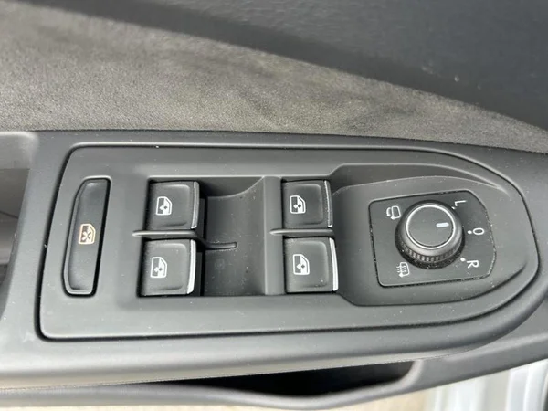 VOLKSWAGEN Golf VIII Dsl (2023) — foto 26 van 35
