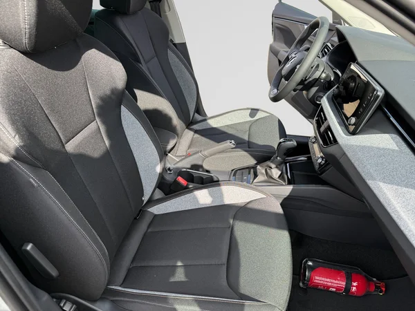 SKODA Scala (2025) — foto 2 van 18
