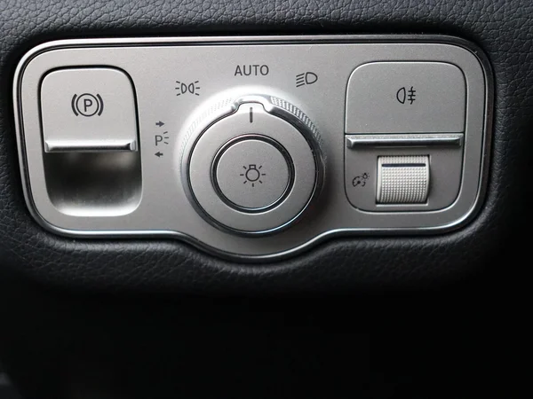 Mercedes-Benz GLE (2022) — foto 4 van 34