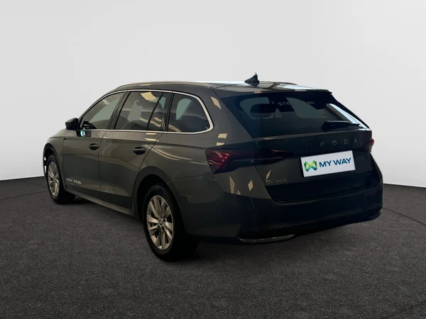 SKODA Octavia Combi (2025) — foto 7 van 24