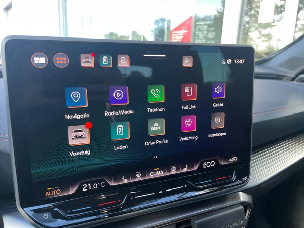 CUPRA Formentor e-Hybrid (PHEV) (2025) — foto 13 van 17
