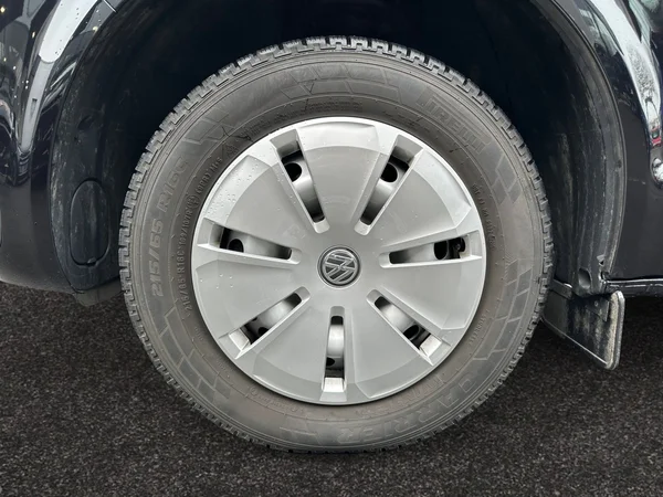 VOLKSWAGEN Transp T6.1 1200 Caravelle Swb (2021) — foto 13 van 20