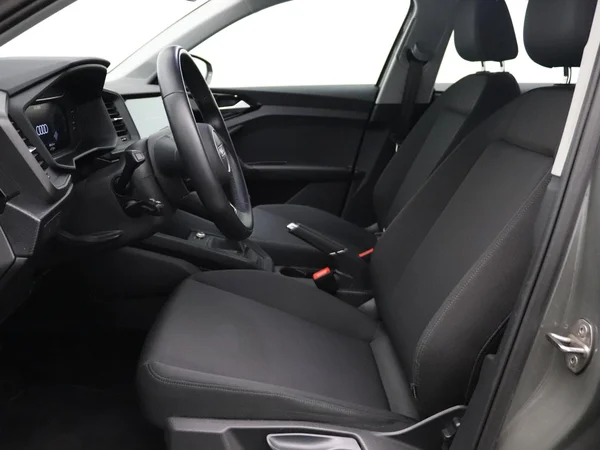 AUDI A1 Citycarver (2022) — foto 16 van 17
