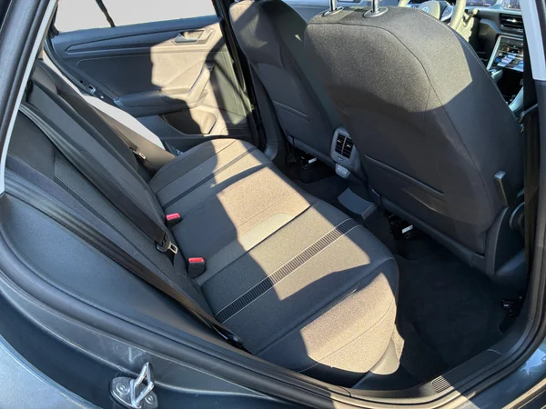 VOLKSWAGEN T-Roc (2026) — foto 16 van 24