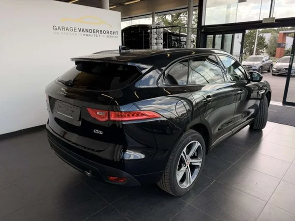 Jaguar F-PACE (2020) — foto 20 van 23