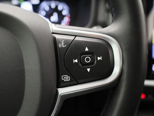 Volvo V60 (2022) — foto 16 van 44