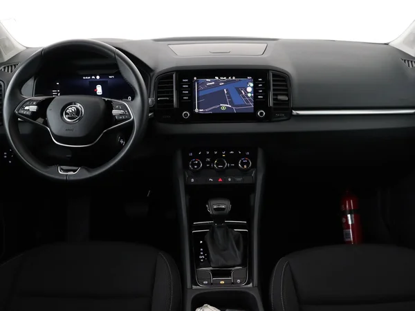 SKODA Karoq (2024) — foto 15 van 18