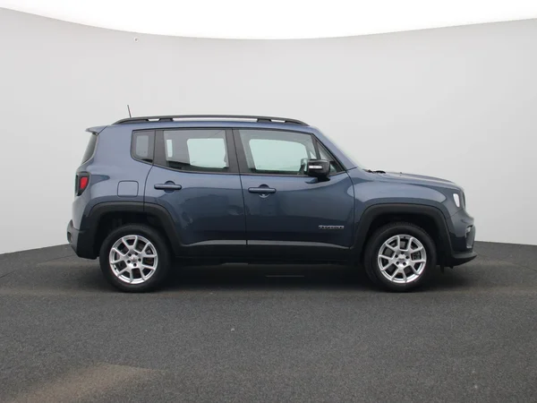 Jeep Renegade (2023) — foto 37 van 40
