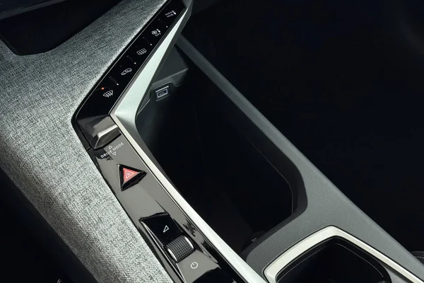 Peugeot 5008 (2025) — foto 2 van 24
