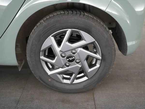 Kia Picanto (2025) — foto 6 van 21