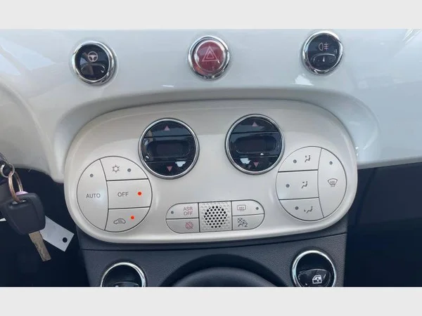 Fiat 500 (2022) — foto 11 van 25