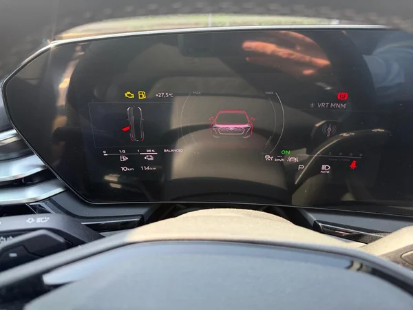 AUDI A5 Avant e-hybrid (PHEV) (2026) — foto 22 van 24
