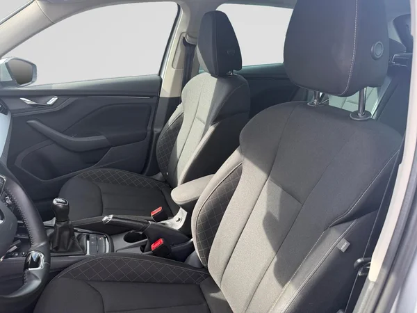 SKODA Kamiq (2022) — foto 21 van 21