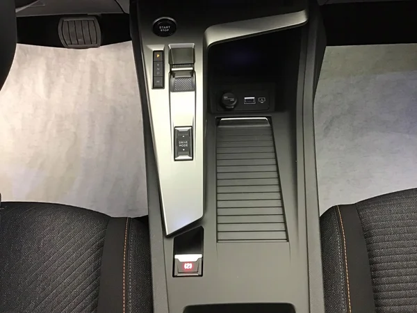Peugeot 308 (2026) — foto 15 van 27