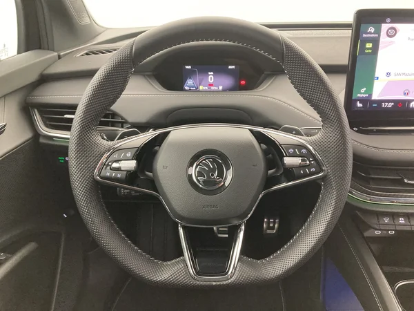 SKODA Enyaq (2022) — foto 35 van 35
