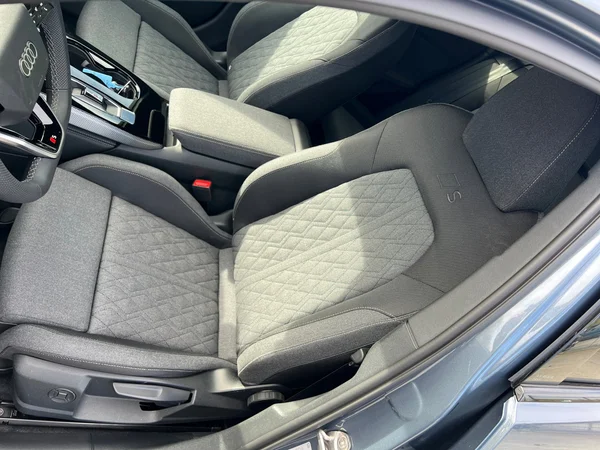 AUDI A5 Avant (2025) — foto 15 van 24