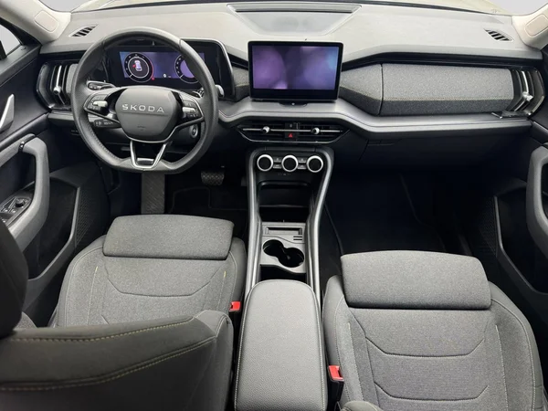 SKODA Kodiaq (2025) — foto 12 van 17