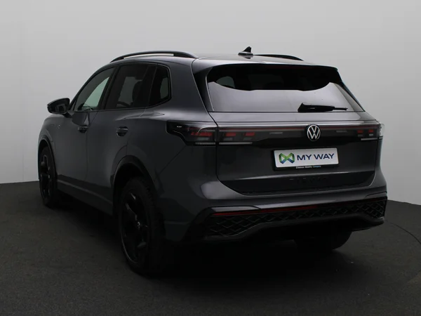 VOLKSWAGEN Tiguan eHybrid (PHEV) (2025) — foto 18 van 20