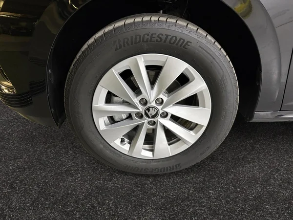 SKODA Kamiq (2026) — foto 12 van 15