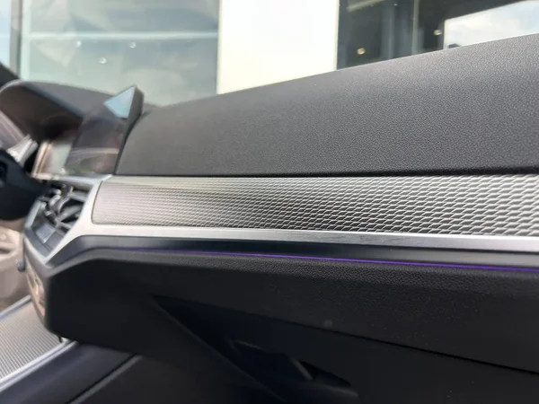 Bmw 330 (2021) — foto 13 van 31