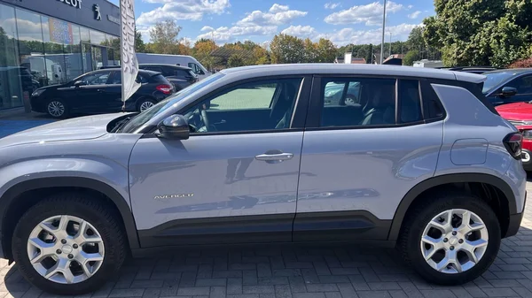 Jeep Avenger (2025) — foto 8 van 14