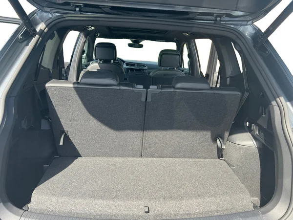 VOLKSWAGEN Tiguan Allspace (2024) — foto 6 van 18