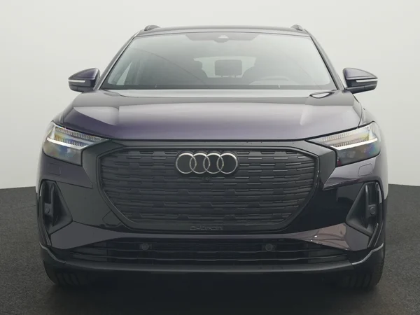 AUDI Q4 e-tron (2025) — foto 16 van 20