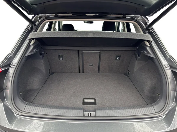 VOLKSWAGEN T-Roc (2018) — foto 11 van 22