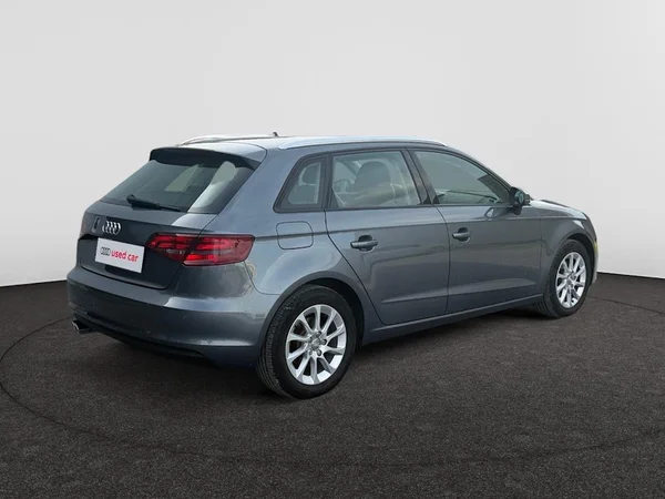 AUDI A3 Sportback (2013) — foto 6 van 14
